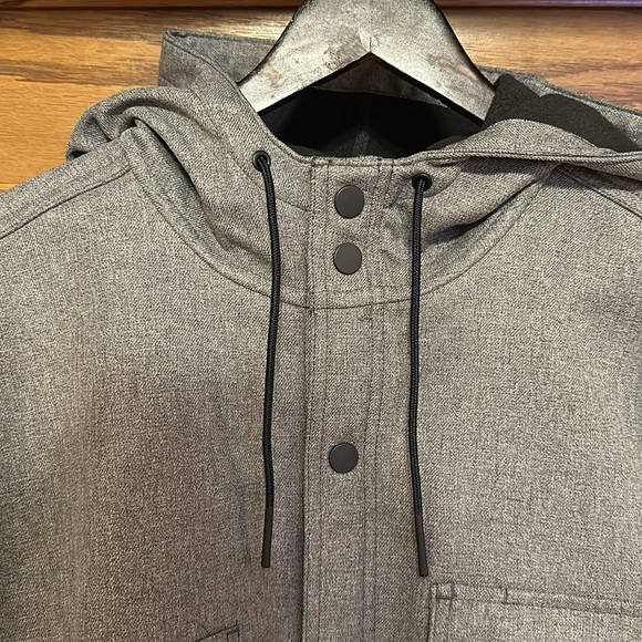 Like New! Men’s SZ XL Carhartt relaxed fit Rain Defender fleece lined jacket. - Picture 3 of 8